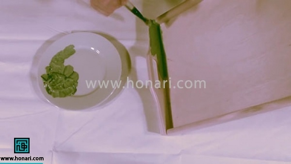 آموزش دکوپاژ روی سینی چوبی
