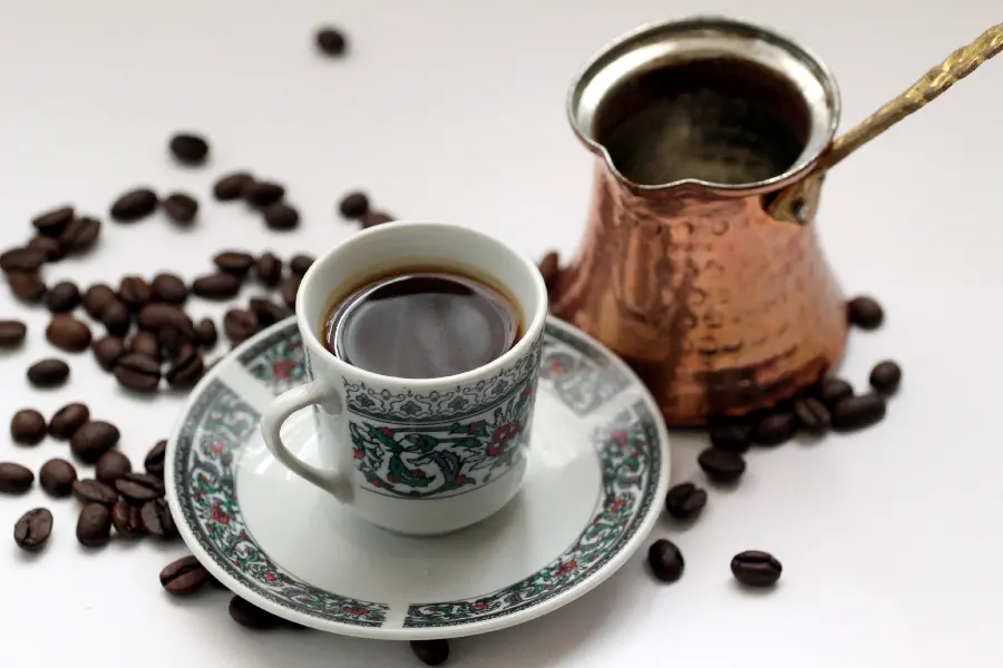 تنه درخت در فال قهوه