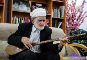 دوتار یکی ازسازهای مضرابی موسیقی ایرانی است و همان‌گونه که از نام آن برمی‌آید، دارای دو سیم (تار) است