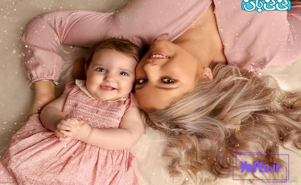 ژست عکس تولد کودک با پدر و مادر ژست عکس تولد کودک با پدر و مادر
