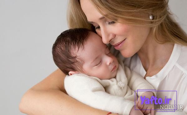 ژست عکس تولد کودک با پدر و مادر ژست عکس تولد کودک با پدر و مادر